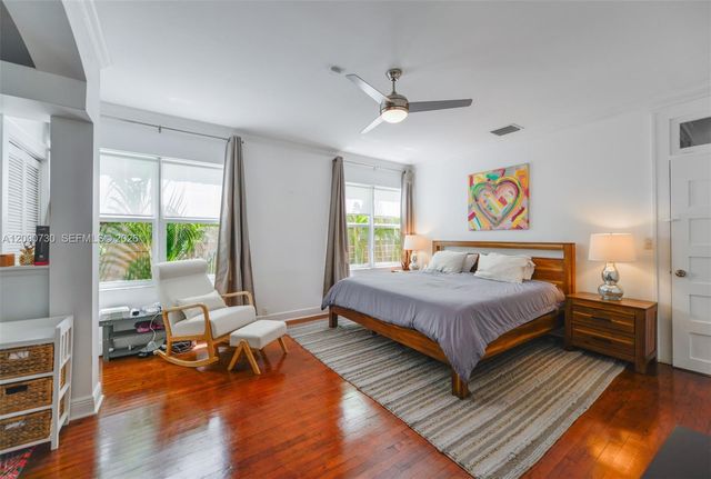 229 SW 19th Road ., Miami, FL 33129