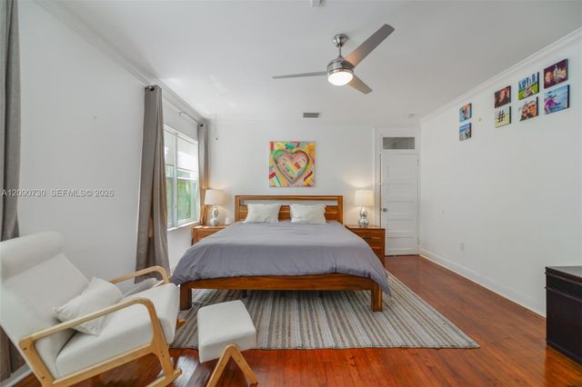 229 SW 19th Road ., Miami, FL 33129
