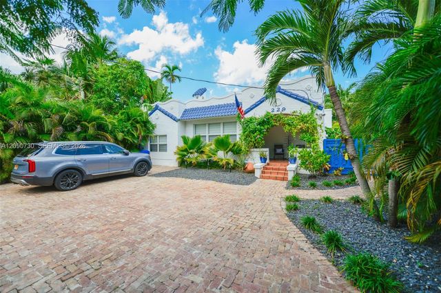 229 SW 19th Road ., Miami, FL 33129