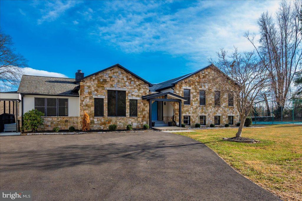 14001 BERRYVILLE RD, Darnestown, MD 20874