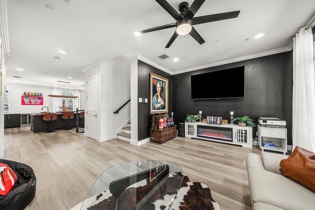 3281 Estancia Lane, Boynton Beach, FL 33435