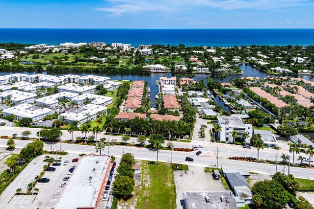 3281 Estancia Lane, Boynton Beach, FL 33435