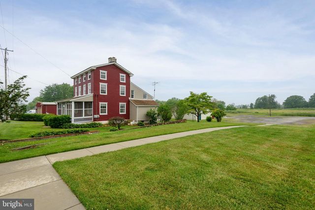 808 W BALTIMORE PIKE, West Grove, PA 19390