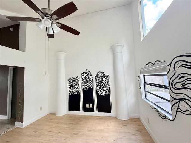 10227 COMFORT CIRCLE, Orlando, FL 32825