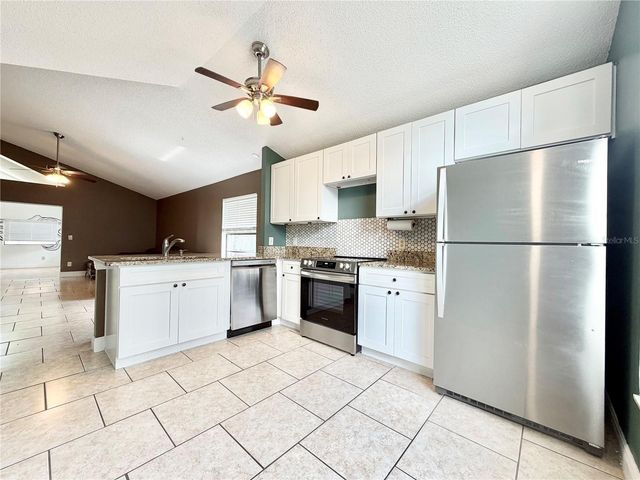 10227 COMFORT CIRCLE, Orlando, FL 32825