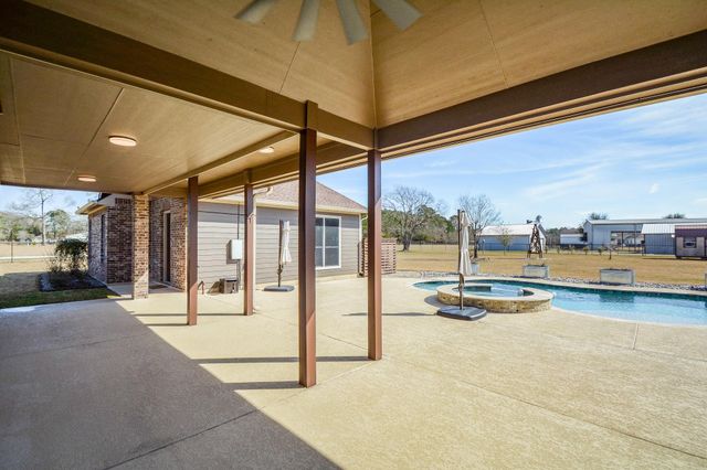 16173 Oaklawn Drive, Splendora, TX 77372