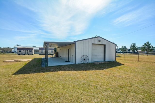 16173 Oaklawn Drive, Splendora, TX 77372