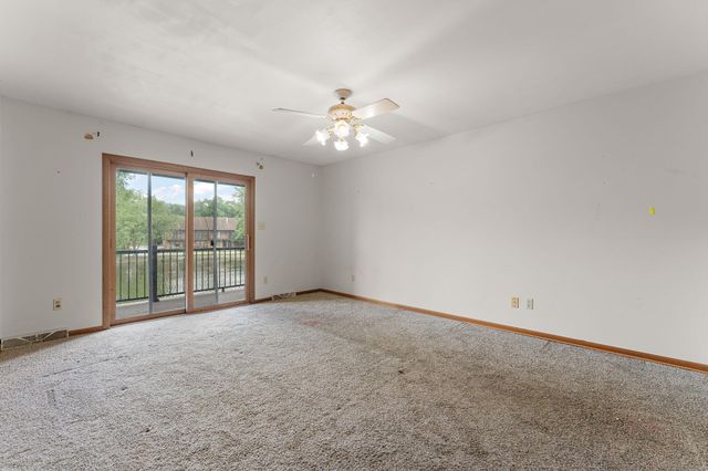 928 Jordan Circle, Schererville, IN 46375