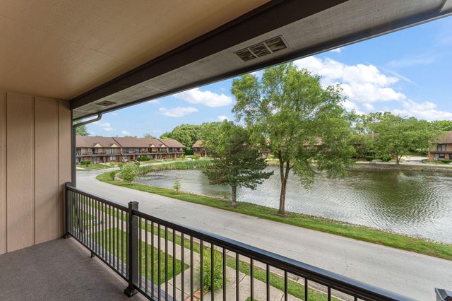 928 Jordan Circle, Schererville, IN 46375