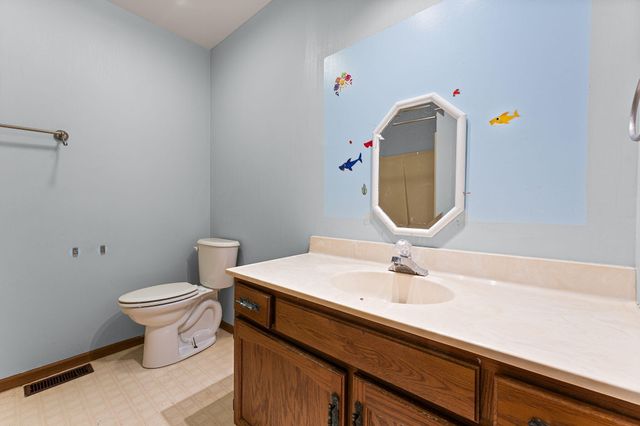 928 Jordan Circle, Schererville, IN 46375