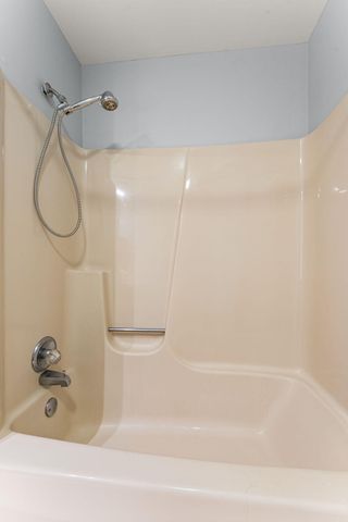 928 Jordan Circle, Schererville, IN 46375