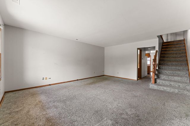 928 Jordan Circle, Schererville, IN 46375