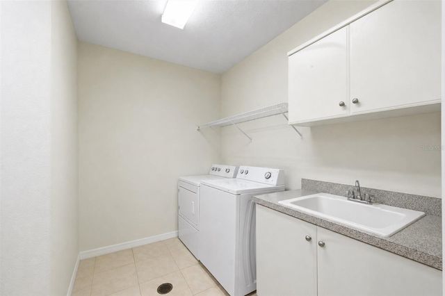3971 SQUARE EAST LANE 8, Sarasota, FL 34238