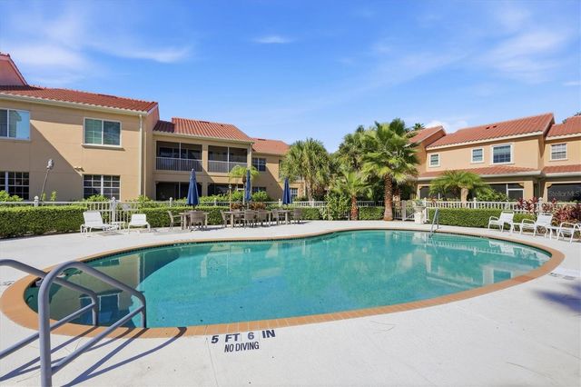 3971 SQUARE EAST LANE 8, Sarasota, FL 34238
