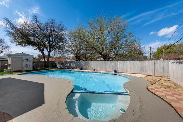 4732 Darla Drive, Fort Worth, TX 76132