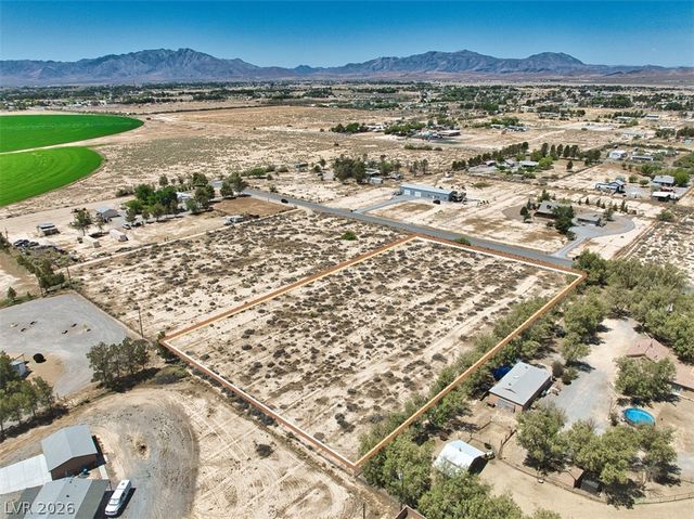 1831 Pinto Lane, Pahrump, NV 89060