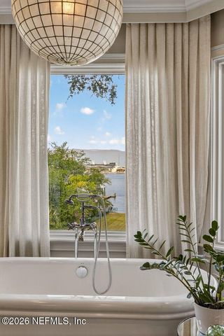 4626 RIVER POINT Road W, Jacksonville, FL 32207