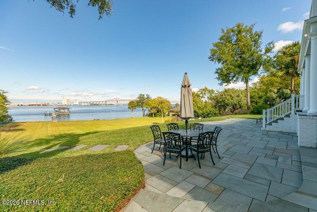 4626 RIVER POINT Road W, Jacksonville, FL 32207