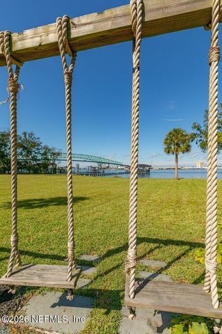 4626 RIVER POINT Road W, Jacksonville, FL 32207