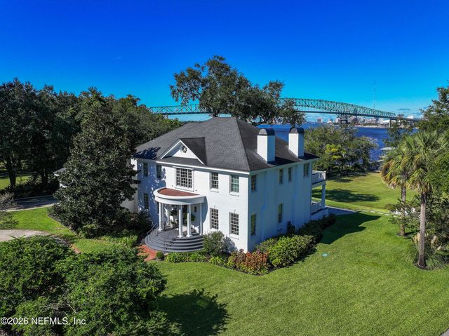 4626 RIVER POINT Road W, Jacksonville, FL 32207