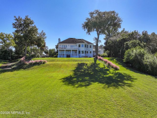 4626 RIVER POINT Road W, Jacksonville, FL 32207