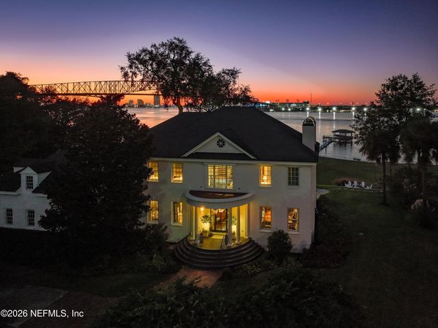 4626 RIVER POINT Road W, Jacksonville, FL 32207