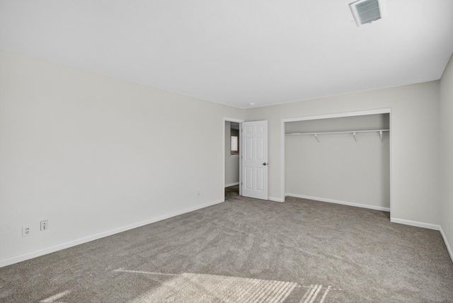 1530 Maryclair Dr, Olivehurst, CA 95961