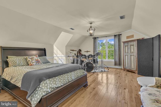 23760 N PATUXENT BEACH RD N, California, MD 20619