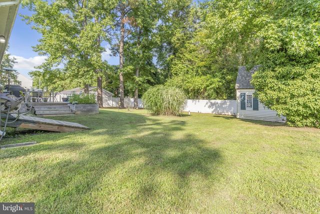 23760 N PATUXENT BEACH RD N, California, MD 20619