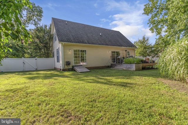 23760 N PATUXENT BEACH RD N, California, MD 20619