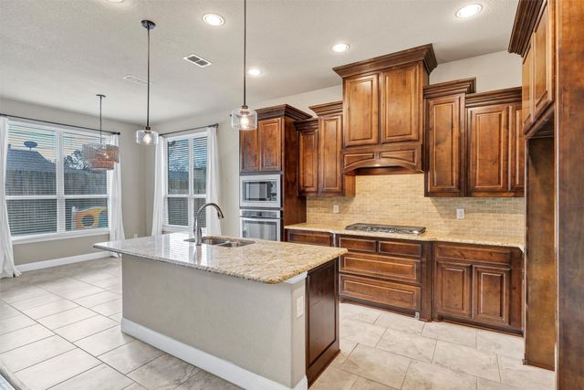 7160 Chelsea Drive, North Richland Hills, TX 76180