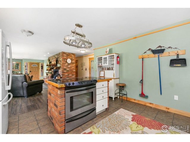 28 Sly Fox Rd, Drake, CO 80515