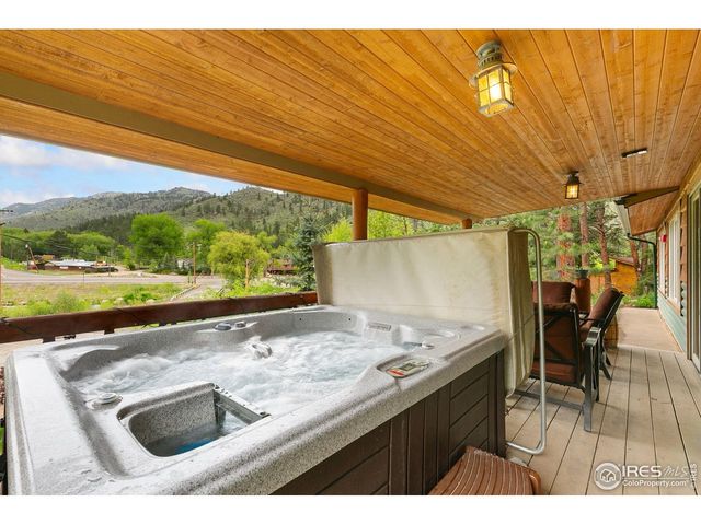 28 Sly Fox Rd, Drake, CO 80515