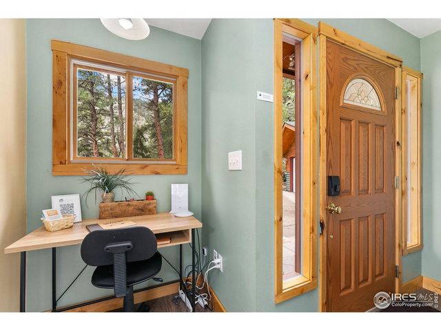 28 Sly Fox Rd, Drake, CO 80515