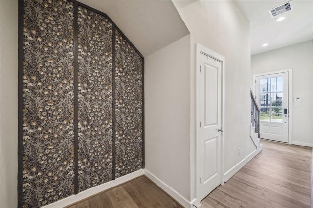 728 Carriage Knolls Drive, Houston, TX 77008