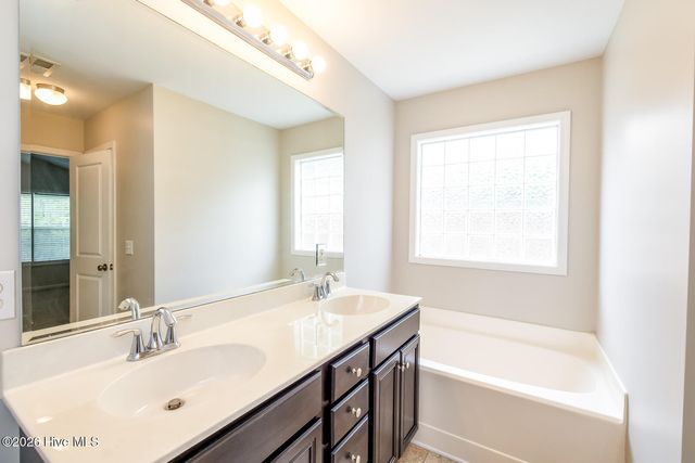 1017 Bally Bunion Lane, Burgaw, NC 28425