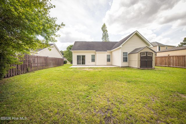 1017 Bally Bunion Lane, Burgaw, NC 28425