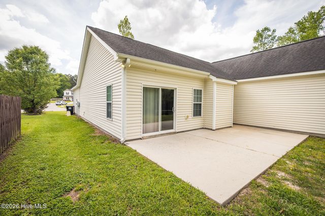 1017 Bally Bunion Lane, Burgaw, NC 28425