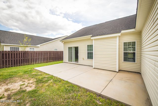 1017 Bally Bunion Lane, Burgaw, NC 28425