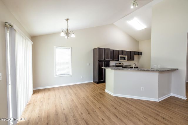 1017 Bally Bunion Lane, Burgaw, NC 28425
