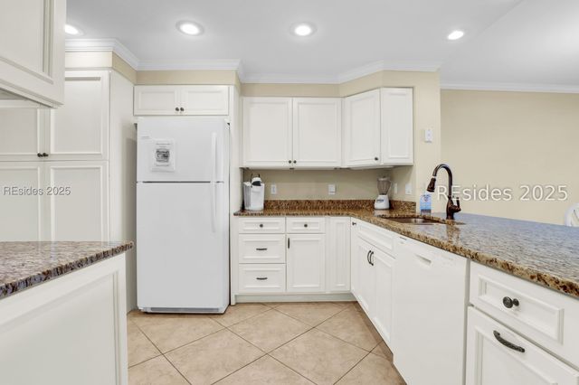 85 Folly Field Rd Apt 2203, Hilton Head Island, SC 29928