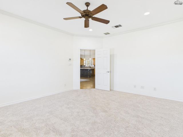 2460 WRANGLERS RETREAT, Wichita Falls, TX 76310