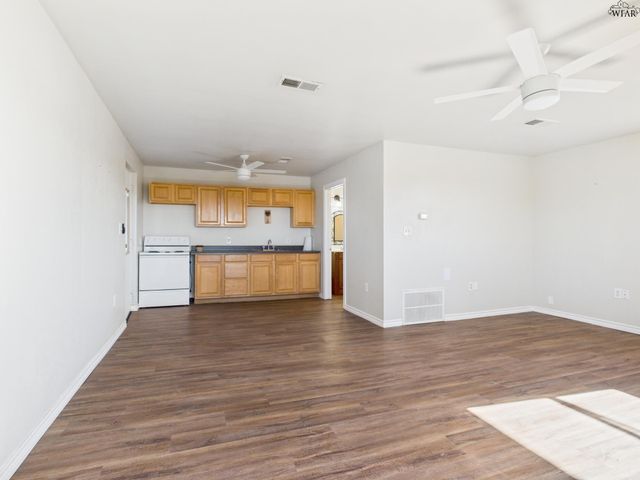 2460 WRANGLERS RETREAT, Wichita Falls, TX 76310