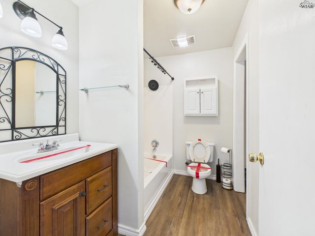 2460 WRANGLERS RETREAT, Wichita Falls, TX 76310