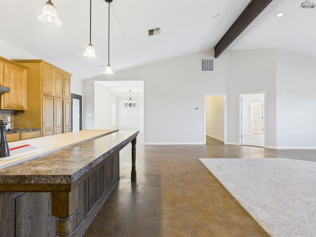 2460 WRANGLERS RETREAT, Wichita Falls, TX 76310