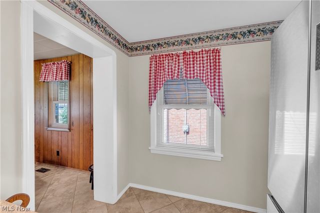 4456 W 57th Street, Cleveland, OH 44144