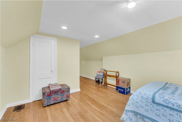 4456 W 57th Street, Cleveland, OH 44144
