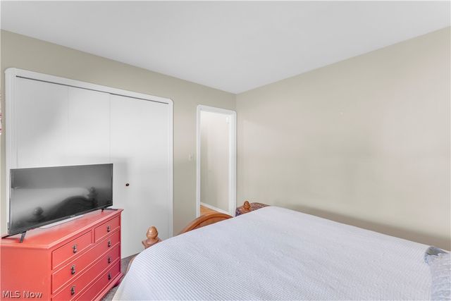 4456 W 57th Street, Cleveland, OH 44144