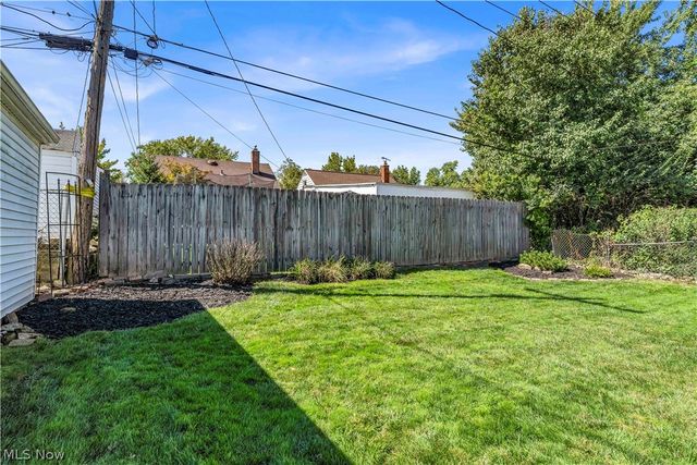 4456 W 57th Street, Cleveland, OH 44144