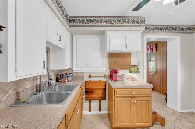 4456 W 57th Street, Cleveland, OH 44144